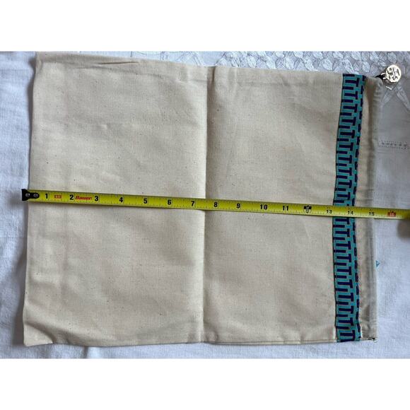 Tory Burch Shoe Dust Bag Natural Beige Cinch Drawstring Close Storage 12 x 15 - Picture 2 of 6